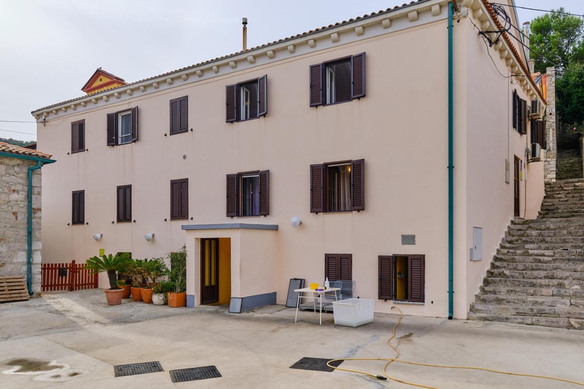Apartments Antonella Veli Lošinj Exteriör bild